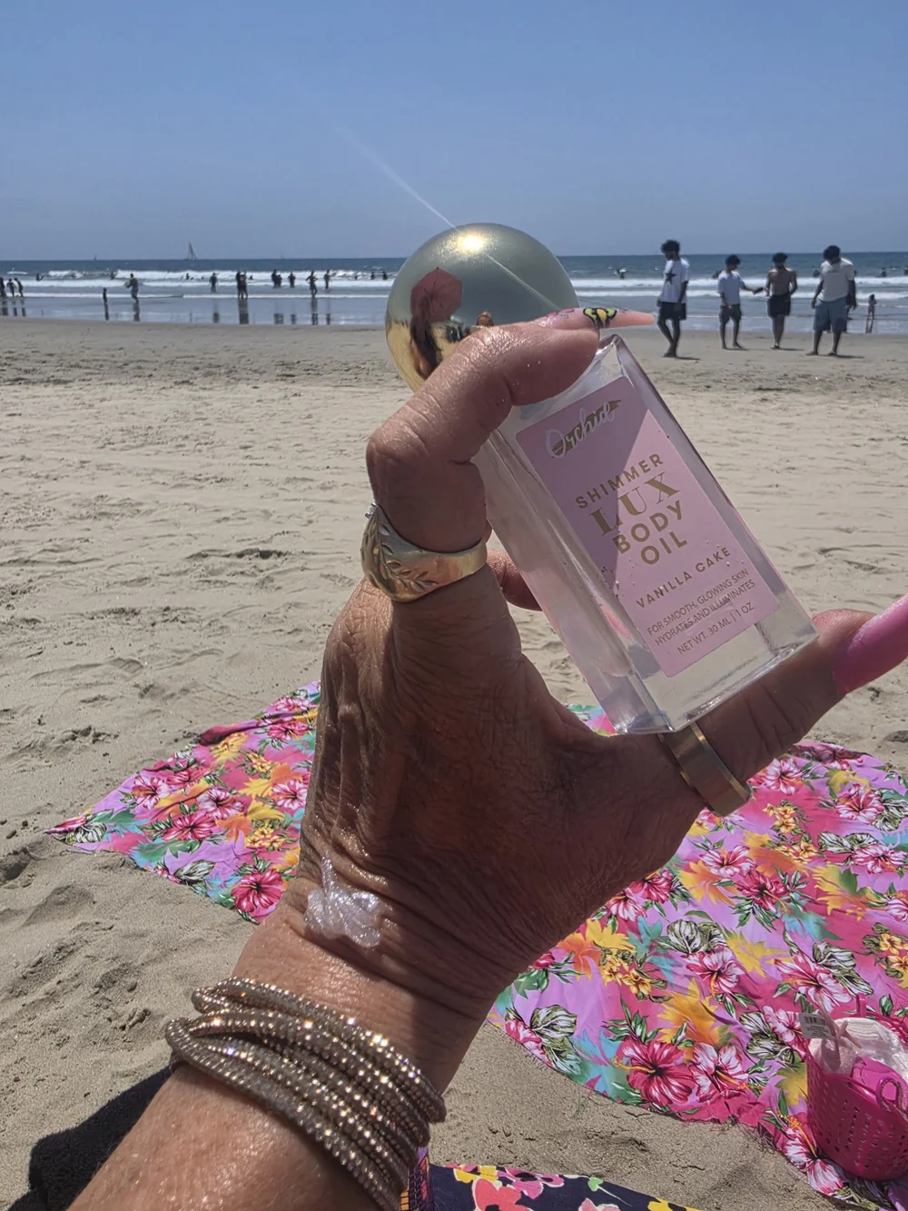 Victoria's Secret Shimmer Lux Body Oil - Pink & Gold Accents